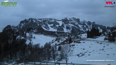 immagine della webcam nei dintorni di Rifugio Campogrosso: webcam Recoaro Terme
