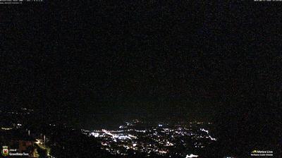 immagine della webcam nei dintorni di Pella: webcam Casale Corte Cerro