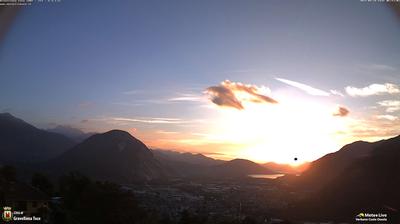 immagine della webcam nei dintorni di Mottarone: webcam Casale Corte Cerro
