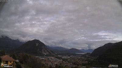 immagine della webcam nei dintorni di Pettenasco: webcam Casale Corte Cerro