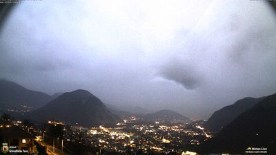 immagine della webcam nei dintorni di Armeno: webcam Casale Corte Cerro