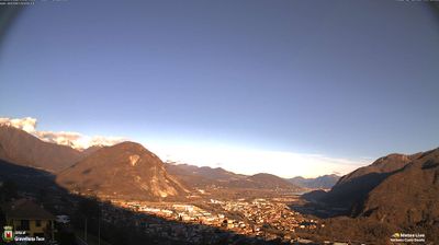 immagine della webcam nei dintorni di Vezzo: webcam Casale Corte Cerro