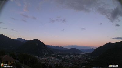 immagine della webcam nei dintorni di Pella: webcam Casale Corte Cerro