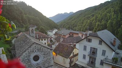 immagine della webcam nei dintorni di Toceno: webcam Bognanco fonti