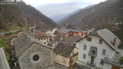immagine della webcam nei dintorni di San Domenico di Varzo: webcam Bognanco fonti