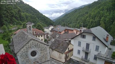 immagine della webcam nei dintorni di Baceno: webcam Bognanco fonti