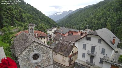 immagine della webcam nei dintorni di Montescheno: webcam Bognanco fonti