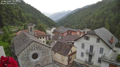 immagine della webcam nei dintorni di Toceno: webcam Bognanco fonti