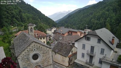 immagine della webcam nei dintorni di Craveggia: webcam Bognanco fonti