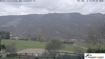 immagine della webcam nei dintorni di Capiago Intimiano: webcam Suello