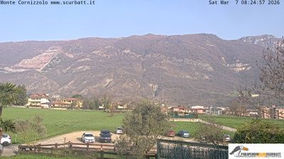 immagine della webcam nei dintorni di Monte Marenzo: webcam Suello