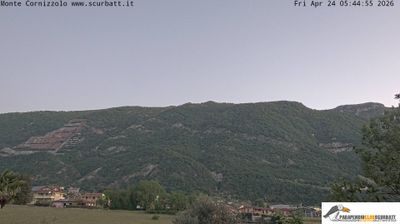 immagine della webcam nei dintorni di Monte Marenzo: webcam Suello