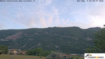 immagine della webcam nei dintorni di Casatenovo: webcam Suello