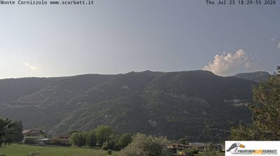 immagine della webcam nei dintorni di Capiago Intimiano: webcam Suello