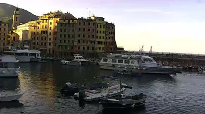 immagine della webcam nei dintorni di San Michele Di Pagana: webcam Camogli
