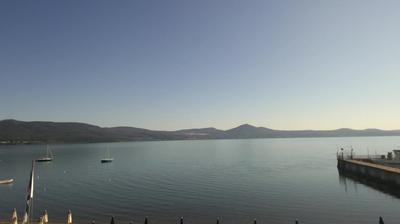 immagine della webcam nei dintorni di Isola Farnese: webcam Bracciano