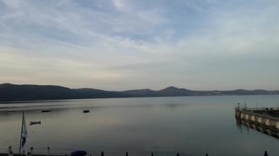 immagine della webcam nei dintorni di Marina di San Nicola: webcam Bracciano