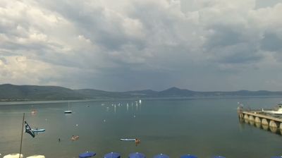immagine della webcam nei dintorni di Marina di San Nicola: webcam Bracciano