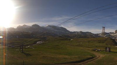 immagine della webcam nei dintorni di Cervinia Cime Bianche Laghi: webcam Cervinia Plan Maison