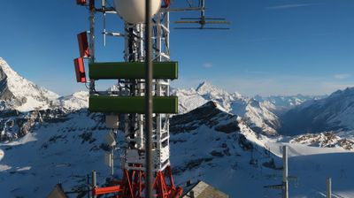 immagine della webcam nei dintorni di Valtournenche: webcam Cervinia Plateau Rosa
