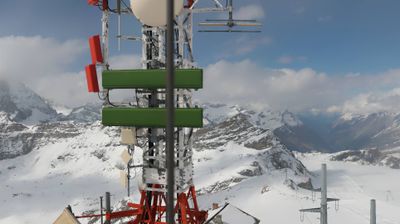 immagine della webcam nei dintorni di Staffal: webcam Cervinia Plateau Rosa