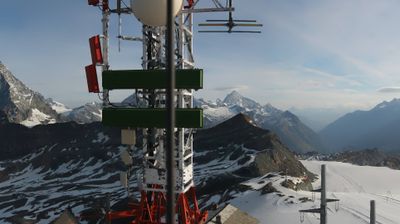 immagine della webcam nei dintorni di Capanna Margherita: webcam Cervinia Plateau Rosa