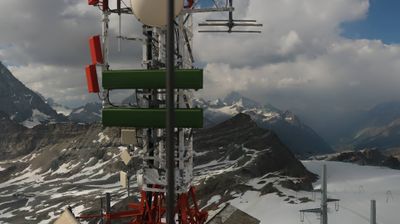 immagine della webcam nei dintorni di La Magdeleine: webcam Cervinia Plateau Rosa