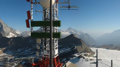 immagine della webcam nei dintorni di Cervinia Cime Bianche Laghi: webcam Cervinia Plateau Rosa