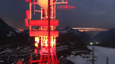 immagine della webcam nei dintorni di Gressoney-la-Trinitè: webcam Cervinia Plateau Rosa