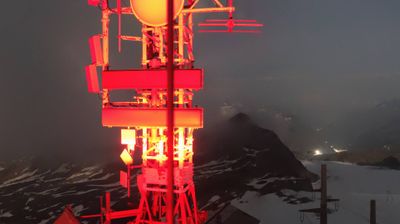 immagine della webcam nei dintorni di Breuil-Cervinia: webcam Cervinia Plateau Rosa