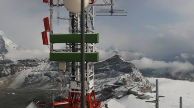 immagine della webcam nei dintorni di Champoluc: webcam Cervinia Plateau Rosa