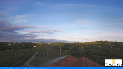 immagine della webcam nei dintorni di Combai: webcam San Pietro di Feletto