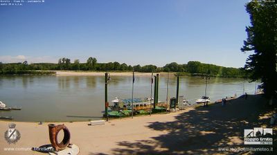 immagine della webcam nei dintorni di Bagnolo in Piano: webcam Boretto