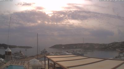 immagine della webcam nei dintorni di Baja Sardinia: webcam Porto Cervo