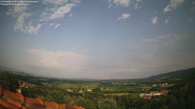 immagine della webcam nei dintorni di Vialfrè: webcam Parella