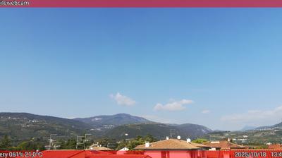 immagine della webcam nei dintorni di Sant'Anna d'Alfaedo: webcam San Pietro in Cariano