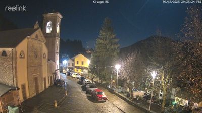 immagine della webcam nei dintorni di Barga: webcam Piandelagotti