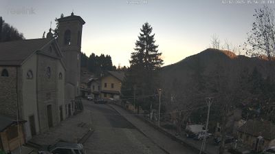 immagine della webcam nei dintorni di Febbio: webcam Piandelagotti