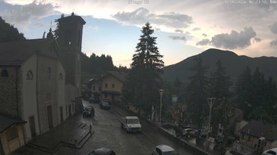 immagine della webcam nei dintorni di Coreglia Antelminelli: webcam Piandelagotti