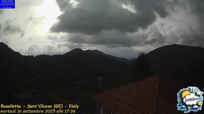 immagine della webcam nei dintorni di Quinto Al Mare: webcam Sant'Olcese