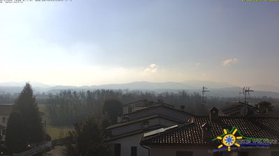 immagine della webcam nei dintorni di Varano de' Melegari: webcam Grazzano Visconti