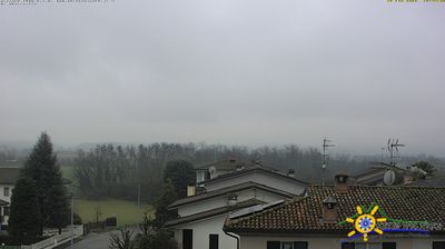 immagine della webcam nei dintorni di Varano de' Melegari: webcam Grazzano Visconti
