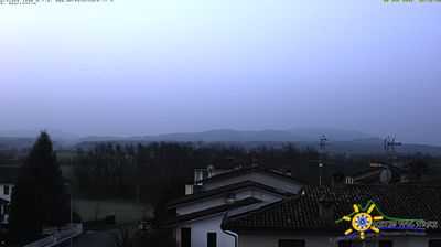 immagine della webcam nei dintorni di Castelnuovo Bocca d'Adda: webcam Grazzano Visconti
