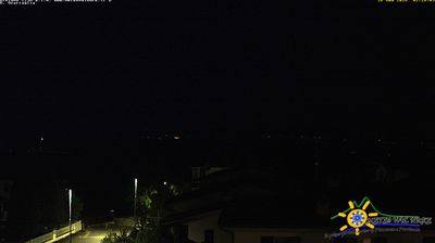 immagine della webcam nei dintorni di Varano de' Melegari: webcam Grazzano Visconti