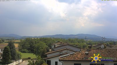 immagine della webcam nei dintorni di Passo del Penice: webcam Grazzano Visconti