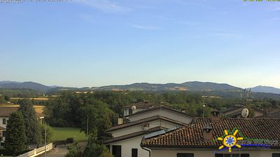 immagine della webcam nei dintorni di Castelnuovo Bocca d'Adda: webcam Grazzano Visconti
