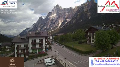immagine della webcam nei dintorni di Masare': webcam San Vito di Cadore