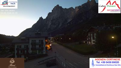 immagine della webcam nei dintorni di Zoldo Alto: webcam San Vito di Cadore