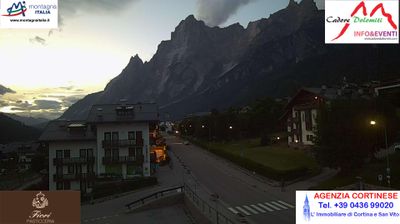 immagine della webcam nei dintorni di Lorenzago di Cadore: webcam San Vito di Cadore