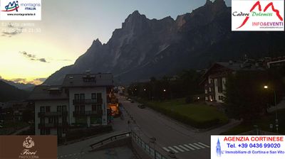 immagine della webcam nei dintorni di Masare': webcam San Vito di Cadore